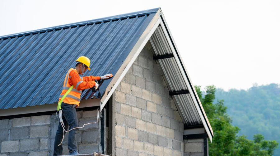 Professional Flat Roofing Installation in Walton, OR